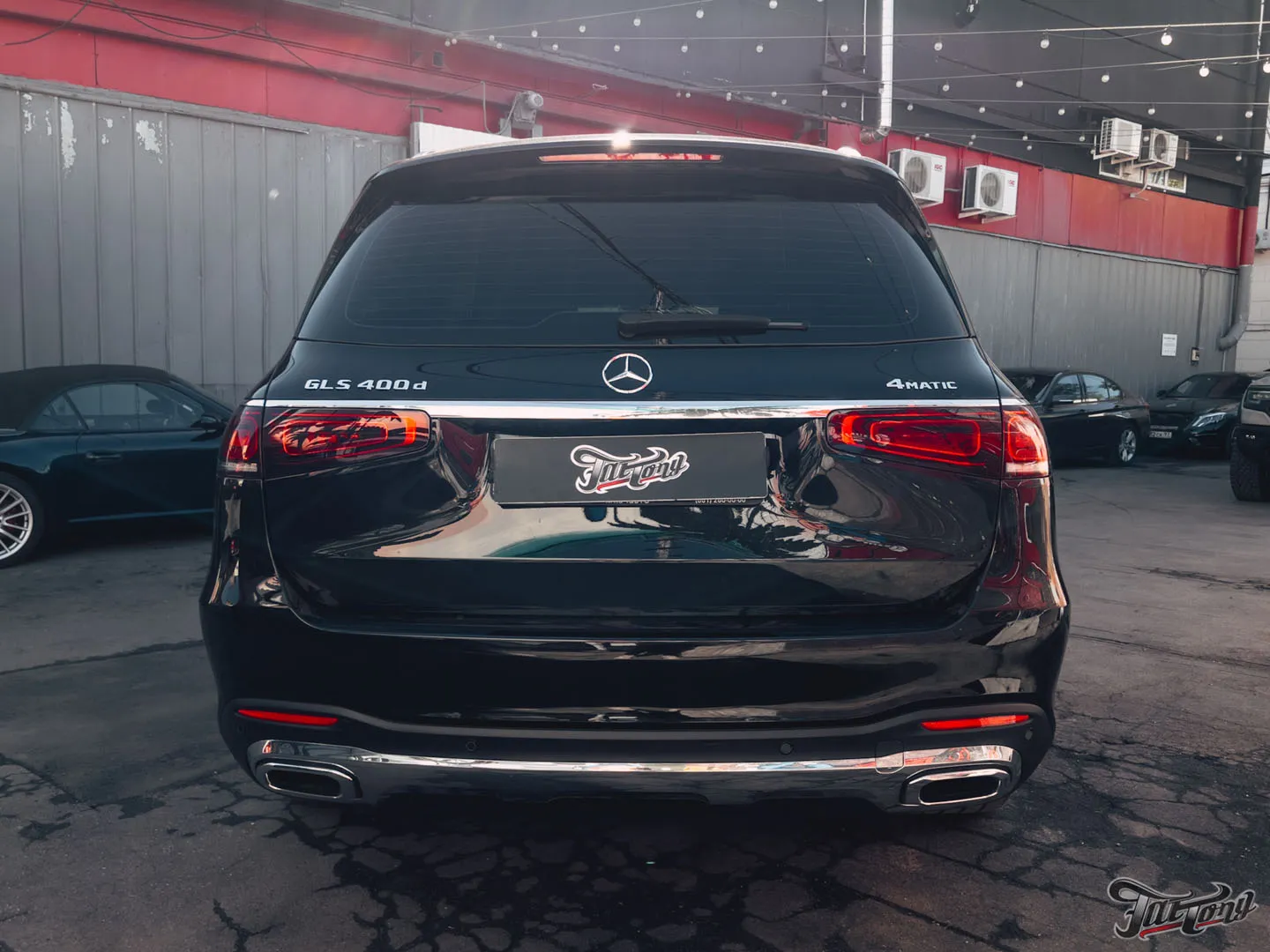 Что мы сделали с Mercedes GLS 400d? Часть 2: тотальный антихром экстерьера